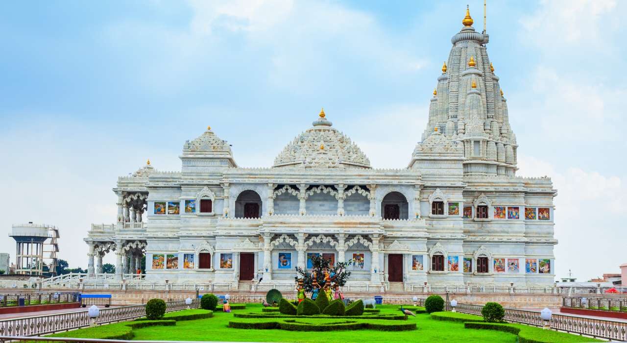 1 Day Taj Mahal & Mathura Vrindavan Tour from Delhi