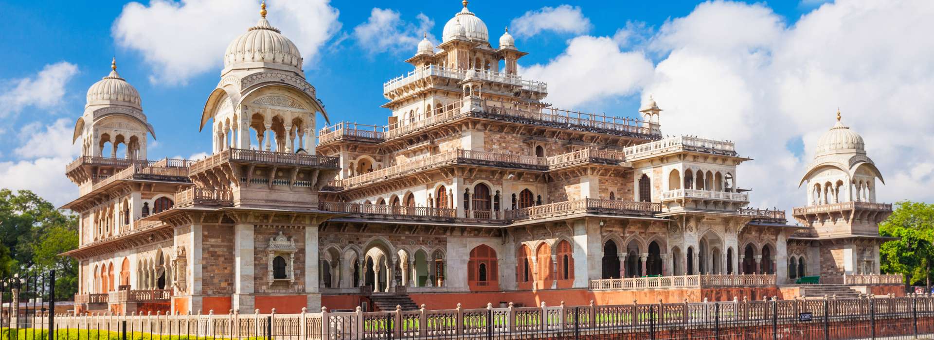 7 Days Luxury Golden Triangle Tour