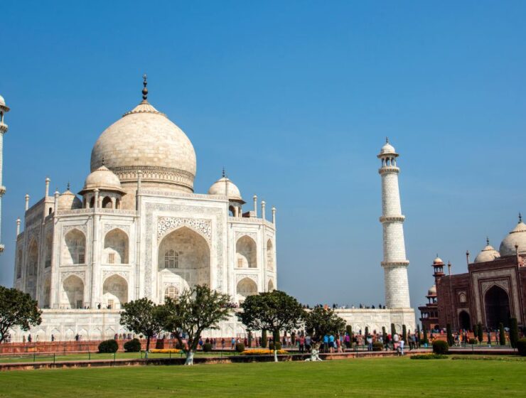 Taj Mahal Timings: Complete Local Guide to Opening Hours, Entry Times & Visitor Tips